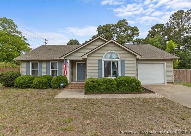 Property at 101 Live Oak Dr, Raeford, NC 28376, 3 beds, 2 baths