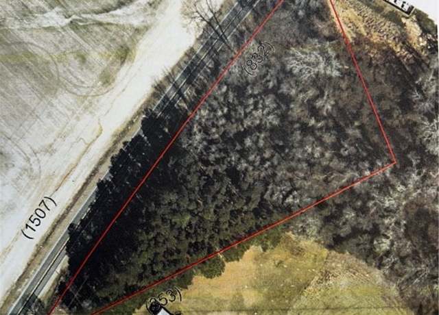Property at 11 Ward Store Rd, Fairmont, NC 28340
