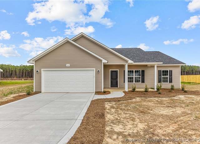 Property at 184 Orchard Ln, Parkton, NC 28371, 3 beds, 2 baths