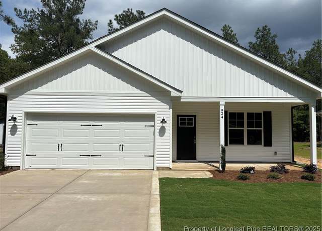 Property at 924 Stevens St, Raeford, NC 28376, 3 beds, 2 baths