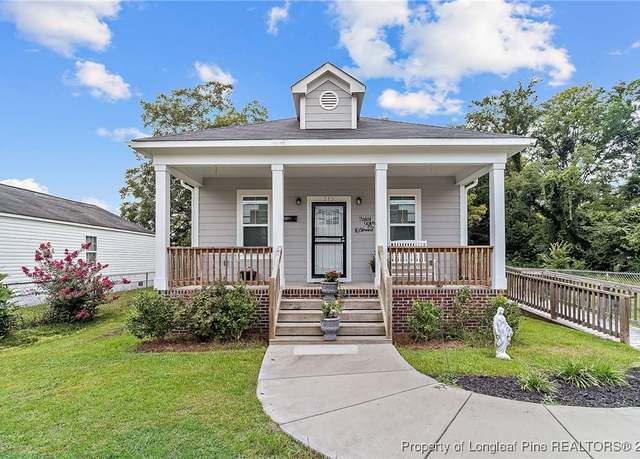 Property at 215 Old Wilmington Rd, Fayetteville, NC 28301, 3 beds, 2 baths