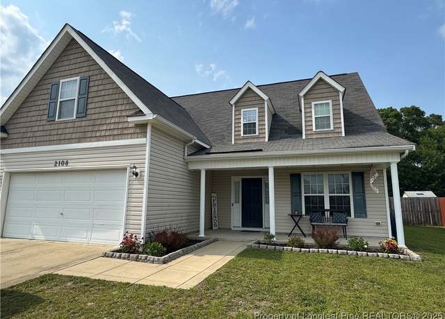 Property at 2108 Sir Michael Dr, Hope Mills, NC 28348, 4 beds, 2.5 baths