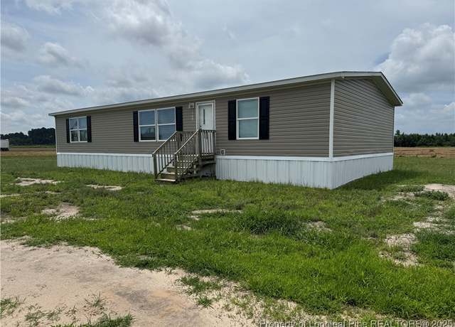 Property at 1109 Henry Hammond Rd, Lumberton, NC 28360, 3 beds, 2 baths