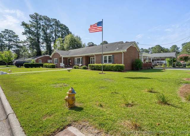 Property at 507 W 23rd St W, Lumberton, NC 28358, 3 beds, 2.5 baths