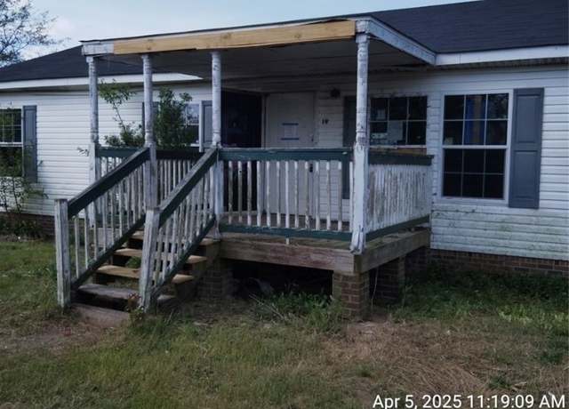 Property at 19 Connecticut Way, Cameron, NC 28326, 3 beds, 2 baths