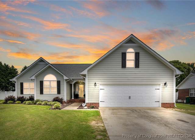 Property at 3935 Dickens Ave, Hope Mills, NC 28348, 3 beds, 2 baths