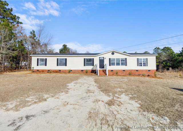 Property at 2786 E Cramer Dr, Fayetteville, NC 28306, 3 beds, 3 baths