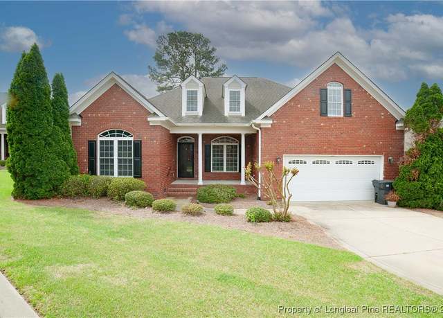 Property at 4721 Bramble St, Hope Mills, NC 28348, 4 beds, 2.5 baths