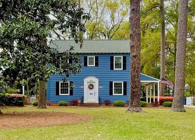 Property at 209 Woodrow St, Fayetteville, NC 28303, 3 beds, 1.5 baths