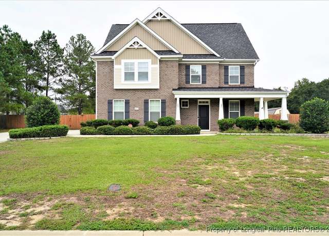 Property at 2816 Eastover North Dr, Fayetteville, NC 28312, 4 beds, 3.5 baths