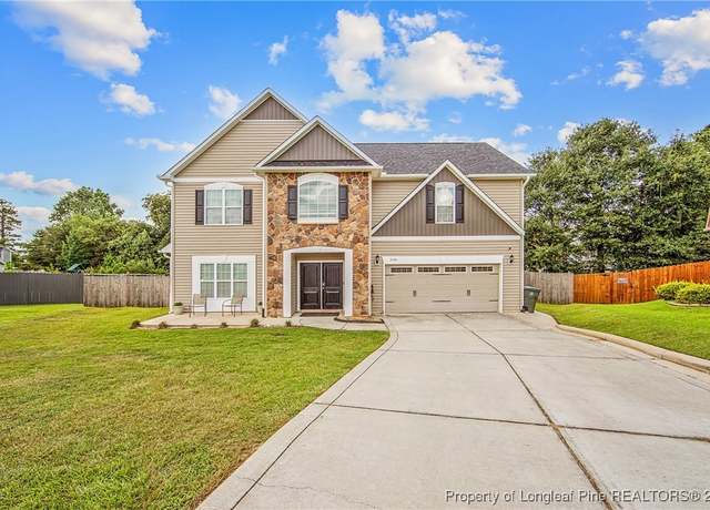 Property at 3125 Bogota Ct, Fayetteville, NC 28306, 4 beds, 3.5 baths
