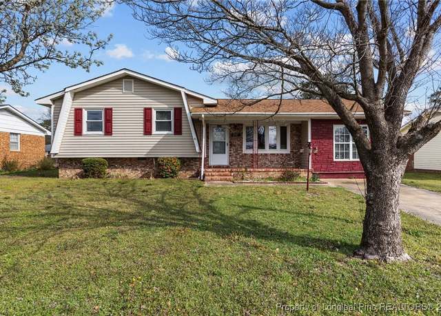 Property at 2137 Quailridge Dr, Fayetteville, NC 28304, 3 beds, 1.5 baths