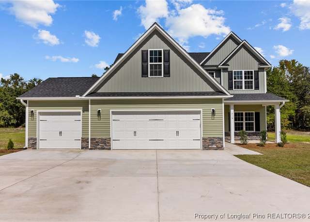 Property at 219 Woodpecker Pl, Raeford, NC 28376, 4 beds, 3.5 baths