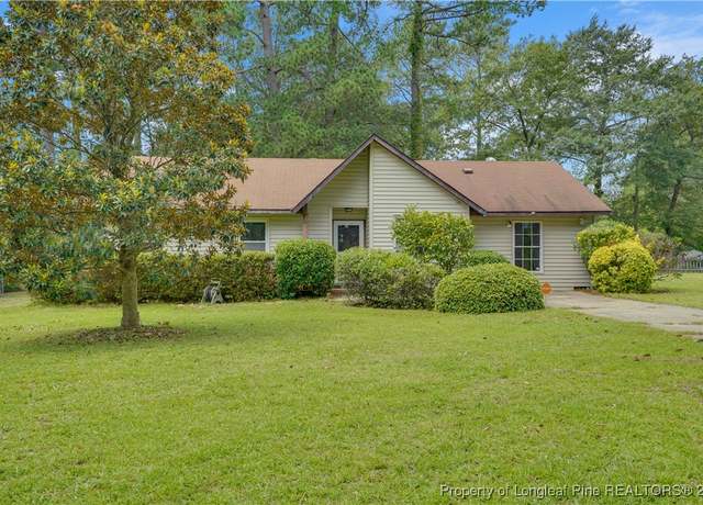 Property at 1516 Doncaster Dr, Fayetteville, NC 28304, 3 beds, 2 baths