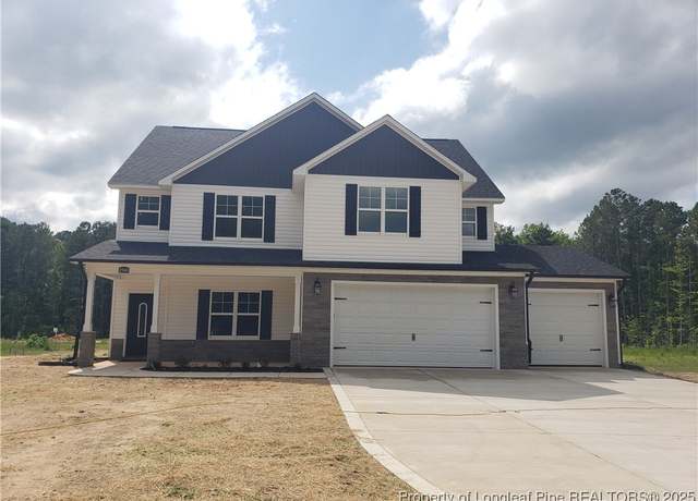 Property at 2960 H Clark Rd, Fayetteville, NC 28306, 5 beds, 2.5 baths