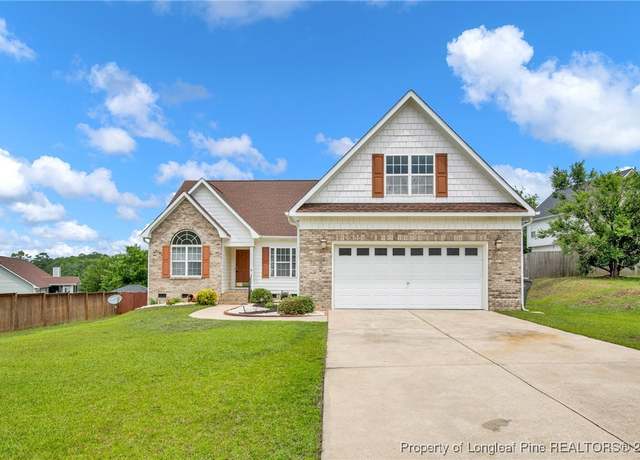 Property at 5533 Shady Pine Ct, Hope Mills, NC 28348, 3 beds, 2 baths