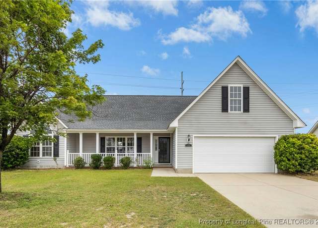 Property at 430 Turret Ct, Hope Mills, NC 28348, 3 beds, 2 baths