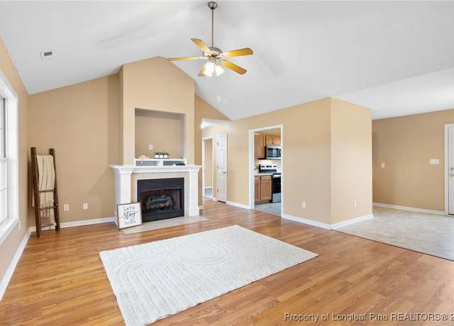Property at 430 Turret Ct, Hope Mills, NC 28348, 3 beds, 2 baths