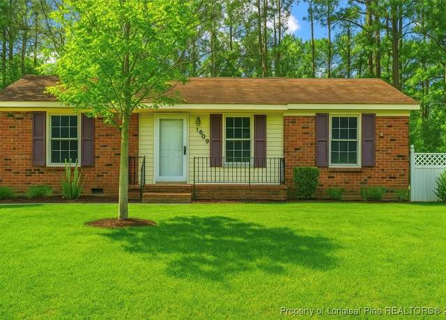 Property at 1609 Morehead Ave, Fayetteville, NC 28303, 3 beds, 2 baths
