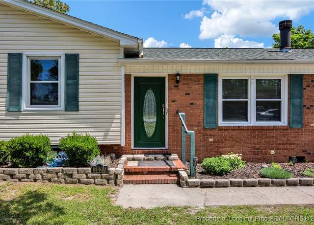 Property at 3929 Heidelberg Dr, Hope Mills, NC 28348, 3 beds, 1.5 baths
