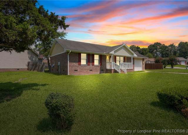 Property at 6585 Applewhite Rd, Fayetteville, NC 28304, 3 beds, 2 baths