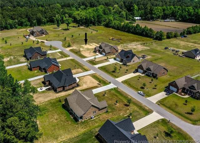 Property at 114 Ashton Ln, Lumberton, NC 28360, 4 beds, 3 baths
