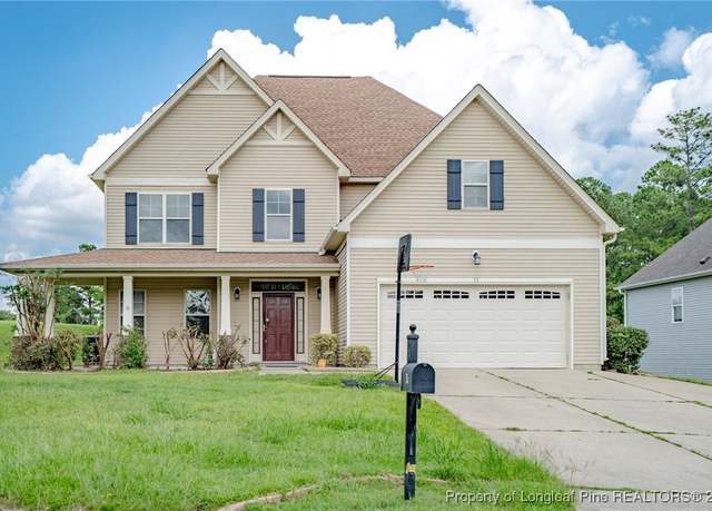 Property at 35 Sedgefield Ln, Spring Lake, NC 28390, 3 beds, 2.5 baths