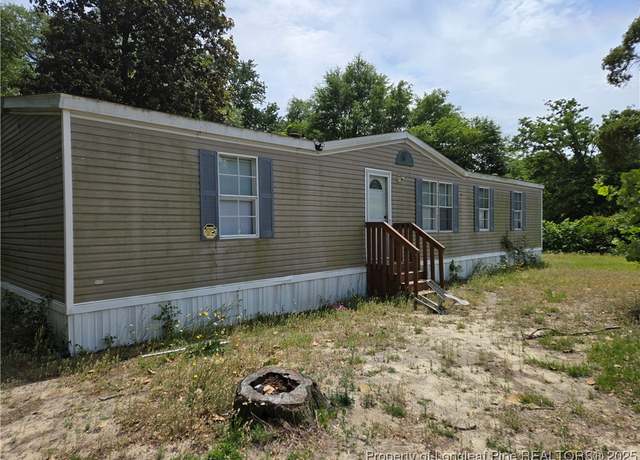 Property at 2611 Warhorse St, Fayetteville, NC 28306, 4 beds, 2 baths