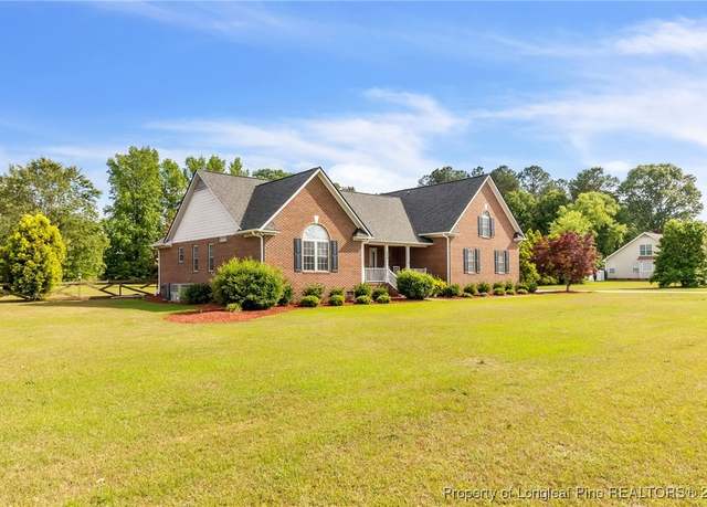 Property at 299 Grouse Run, Raeford, NC 28376, 4 beds, 3 baths