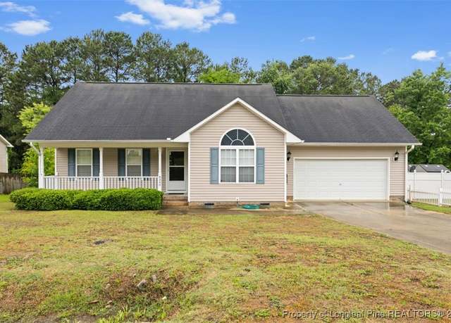 Property at 4340 Wavetree Dr, Fayetteville, NC 28306, 3 beds, 2 baths