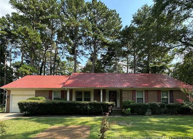 Property at 5831 Pettigrew Dr, Fayetteville, NC 28314, 3 beds, 2 baths