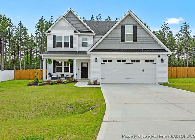 Property at 161 Nairn St, Fayetteville, NC 28311, 4 beds, 2.5 baths