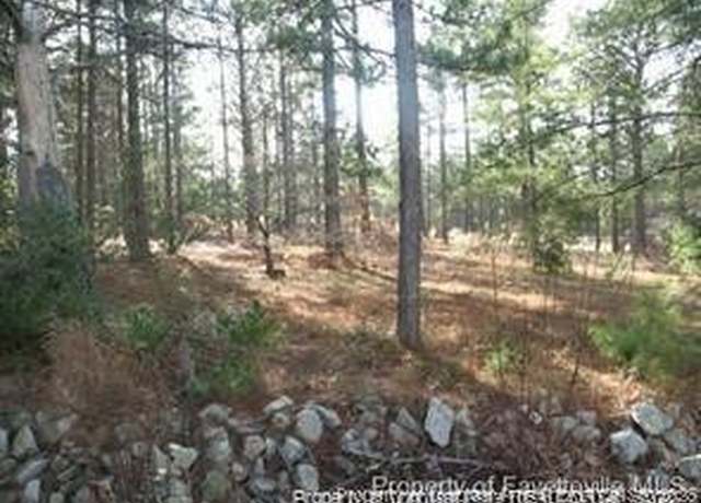 Property at 317 Lakeview Dr, Fayetteville, NC 28311