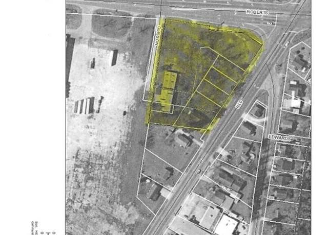 Property at 501 Roberts Rd, Lumberton, NC 28358