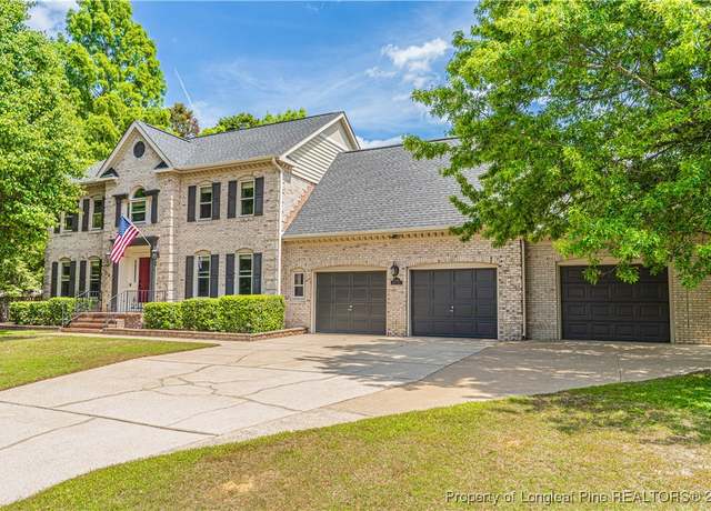 Property at 7682 Heriot Dr, Fayetteville, NC 28311, 4 beds, 2.5 baths