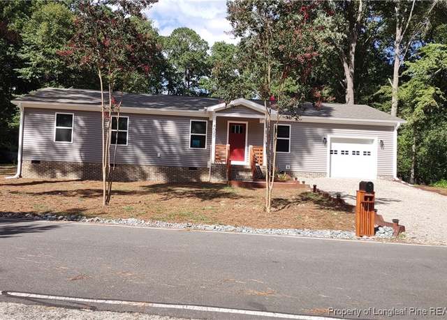 Property at 4027 Deer Track Trl, Sanford, NC 27332, 3 beds, 2 baths