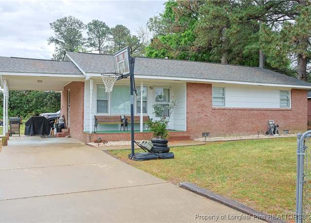 Property at 4109 Knollwood Dr, Fayetteville, NC 28304, 3 beds, 1 bath