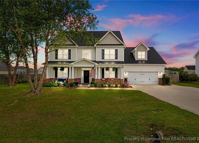 Property at 6611 Running Fox Rd, Hope Mills, NC 28348, 5 beds, 2.5 baths