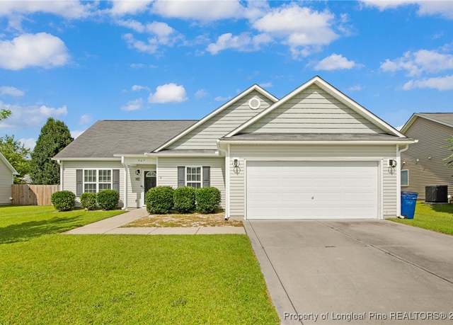 Property at 567 Broad Dr, Raeford, NC 28376, 3 beds, 2 baths