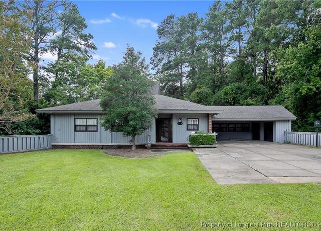 Property at 2116 Winterlochen Rd, Fayetteville, NC 28305, 3 beds, 2.5 baths