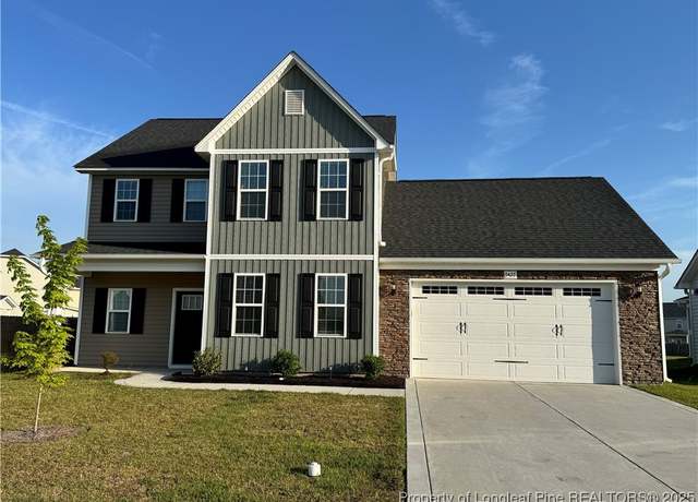 Property at 5427 Debut Ave, Hope Mills, NC 28348, 4 beds, 2.5 baths