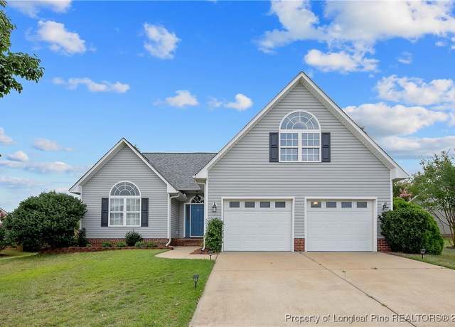 Property at 5617 Shady Pine Ct Ct, Hope Mills, NC 28348, 4 beds, 2 baths