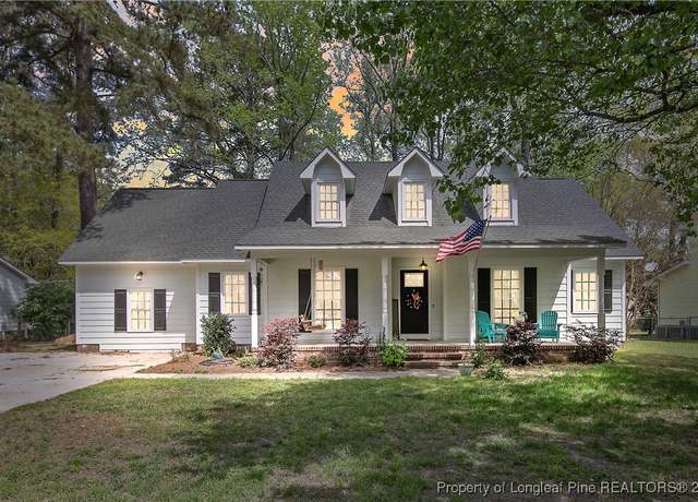 Property at 5720 Danville Dr, Fayetteville, NC 28311, 3 beds, 2.5 baths