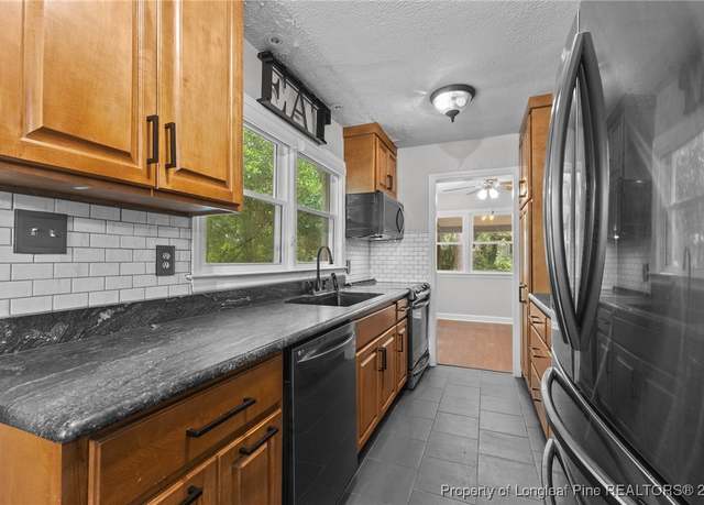 Property at 1905 Mcgougan Rd, Fayetteville, NC 28303, 3 beds, 1 bath
