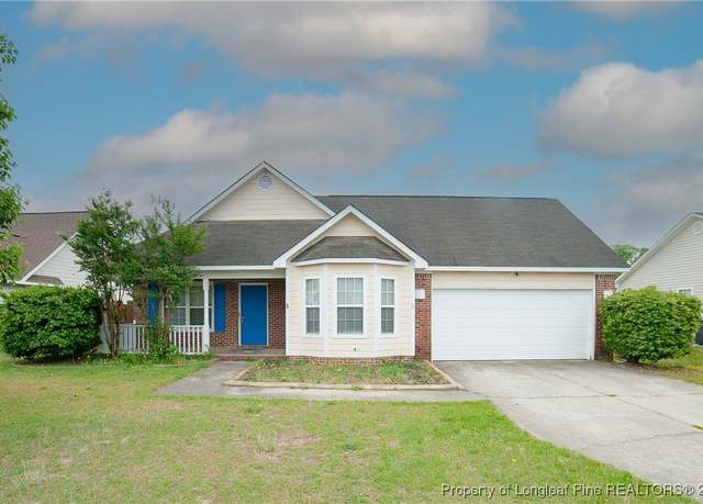 Property at 1435 Oldstead Dr, Fayetteville, NC 28306, 3 beds, 2 baths