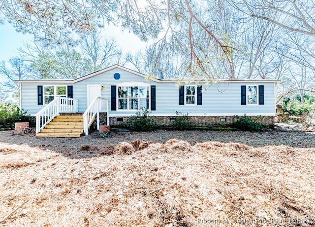 Property at 4201 Smith Rd, Sanford, NC 27332, 3 beds, 2.5 baths