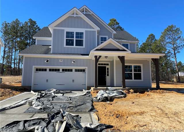 Property at 528 Watauga Ln, Aberdeen, NC 28315, 4 beds, 2.5 baths