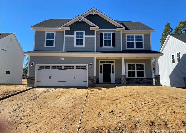 Property at 532 Watauga Ln, Aberdeen, NC 28315, 4 beds, 2.5 baths