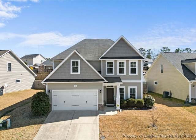 Property at 1620 Mount Rainer Dr, Fayetteville, NC 28301, 4 beds, 2.5 baths