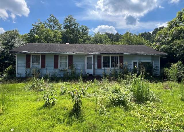 Property at 2304 W Brinkley Dr, Spring Lake, NC 28390, 3 beds, 1 bath